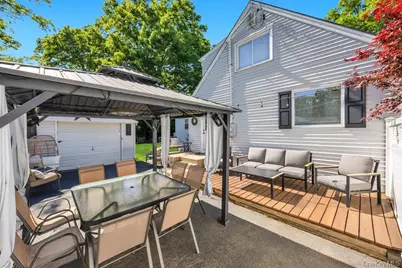 4 Pine Street, Holtsville, NY 11742 - Photo 19