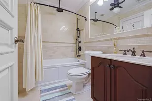 78 Swan Ct, East Hills, NY 11576 - Photo 23