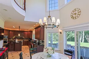 78 Swan Ct, East Hills, NY 11576 - Photo 9
