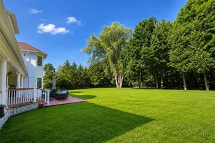 78 Swan Ct, East Hills, NY 11576 - Photo 29