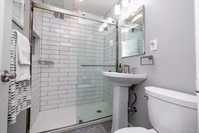 410 E Broadway #4C, Long Beach, NY 11561 - Photo 9