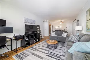 410 E Broadway, Long Beach, NY 11561 - Photo 5