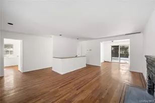 24 Elderberry Rd, Syosset, NY 11791 - Photo 3