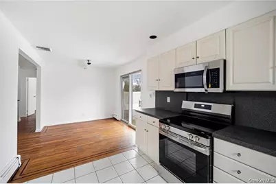 24 Elderberry Road, Syosset, NY 11791 - Photo 7