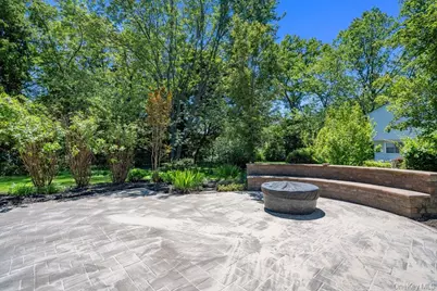 43 Bucknell Drive, Plainview, NY 11803 - Photo 37