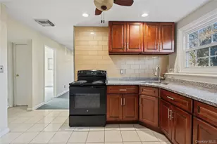 445 S Wellwood Ave, Lindenhurst, NY 11757 - Photo 11