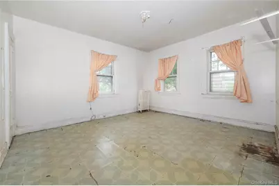 33-42 87 Street, Jackson Heights, NY 11372 - Photo 7