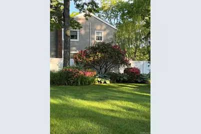 142 Riverside Avenue, Mastic Beach, NY 11951 - Photo 9
