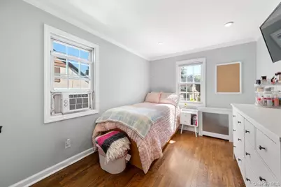 8 Interlaken Avenue, New Rochelle, NY 10801 - Photo 21
