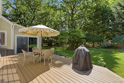 4 Waterview Lane, East Setauket, NY 11733 - Photo 7