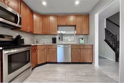 57 Yorkshire Terrace, Washingtonville, NY 10992 - Photo 17
