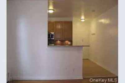 21-07 38th Street #1R, Astoria, NY 11105 - Photo 3
