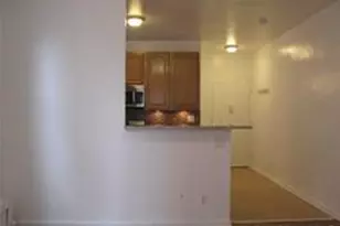 21-07 38th St, Astoria, NY 11105 - Photo 3