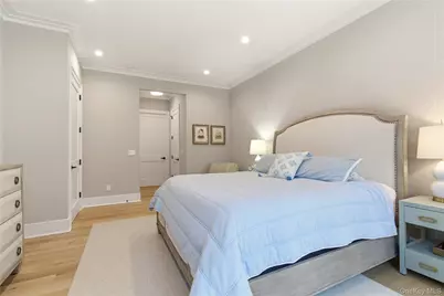102 Three Ponds Lane E, Woodbury, NY 11797 - Photo 13