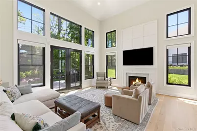 102 Three Ponds Lane E, Woodbury, NY 11797 - Photo 11