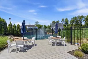 102 Three Ponds Ln E, Woodbury, NY 11797 - Photo 35