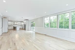 223 Town Line Rd, Commack, NY 11725 - Photo 15