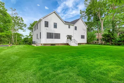 223 Townline Road, Commack, NY 11725 - Photo 35