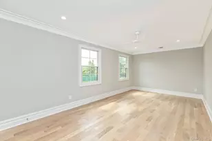 223 Town Line Rd, Commack, NY 11725 - Photo 21