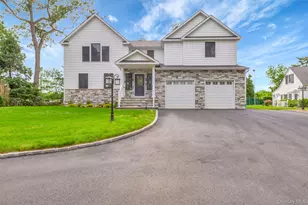 223 Town Line Rd, Commack, NY 11725 - Photo 3
