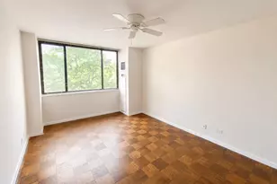 270-10 Grand Central Pkwy, Floral Park, NY 11005 - Photo 7
