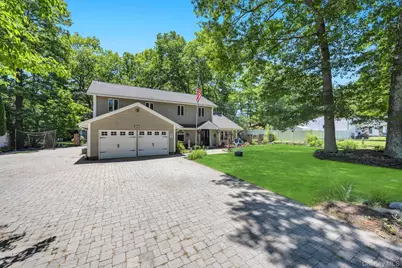 14 Russet Lane, Lake Grove, NY 11755 - Photo 1