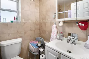 2562 Seymour Ave, Bronx, NY 10469 - Photo 25