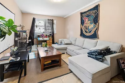 2562 Seymour Avenue, Bronx, NY 10469 - Photo 7