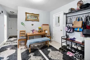 2562 Seymour Ave, Bronx, NY 10469 - Photo 23