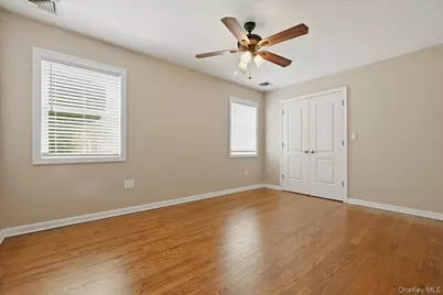 12 Annuskemunnica Road, Babylon, NY 11702 - Photo 15