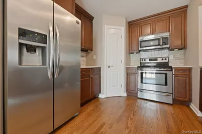 12 Annuskemunnica Road, Babylon, NY 11702 - Photo 5