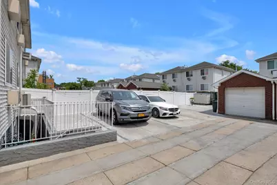 93-12 89th Avenue, Woodhaven, NY 11421 - Photo 23