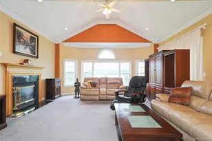 241 Old Castle Point Rd, Wappingers Falls, NY 12590 - Photo 5