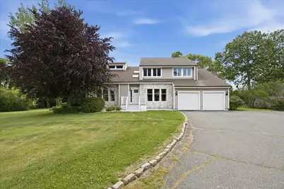 117 Southfield Road, Calverton, NY 11933 - Photo 3