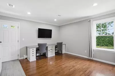 117 Southfield Road, Calverton, NY 11933 - Photo 15