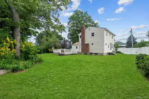 38 Pamlico Ave, Ronkonkoma, NY 11779 - Photo 25