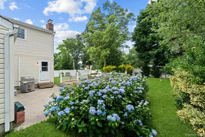 38 Pamlico Avenue, Ronkonkoma, NY 11779 - Photo 21