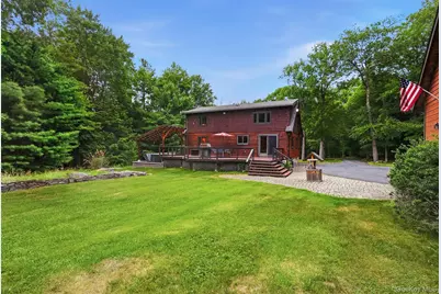 691 Peenpack Trail, Sparrow Bush, NY 12780 - Photo 7