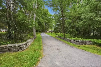 691 Peenpack Trail, Sparrow Bush, NY 12780 - Photo 47