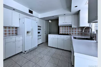 43 Gail Drive, New City, NY 10956 - Photo 5