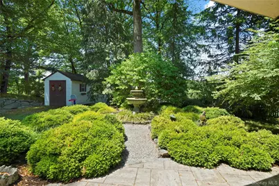 2 Rochambeau Drive, Hartsdale, NY 10530 - Photo 39