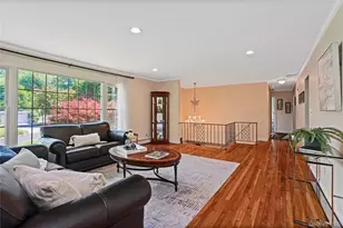 2 Rochambeau Dr, Hartsdale, NY 10530 - Photo 7