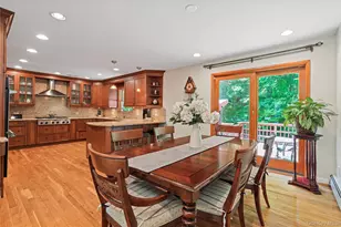 2 Rochambeau Dr, Hartsdale, NY 10530 - Photo 9