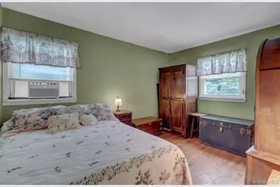115 North Evergreen Drive, Selden, NY 11784 - Photo 19