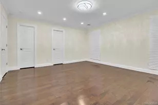 858 Prescott St, Valley Stream, NY 11580 - Photo 31