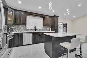 858 Prescott St, Valley Stream, NY 11580 - Photo 15