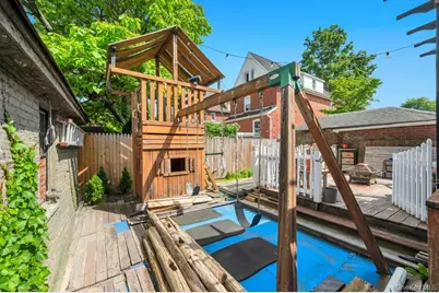 65 Bixley Heath, Lynbrook, NY 11563 - Photo 3