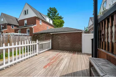 65 Bixley Heath, Lynbrook, NY 11563 - Photo 5