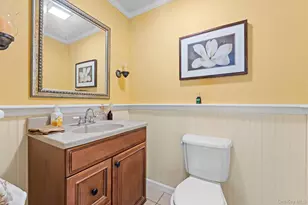 8 Washington Ave, East Setauket, NY 11733 - Photo 19