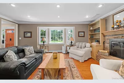 8 Washington Avenue, East Setauket, NY 11733 - Photo 25